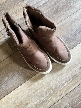 Women’s Casual Mid-Top Slip-On Boots in Brown Aqua College waterproof size 7